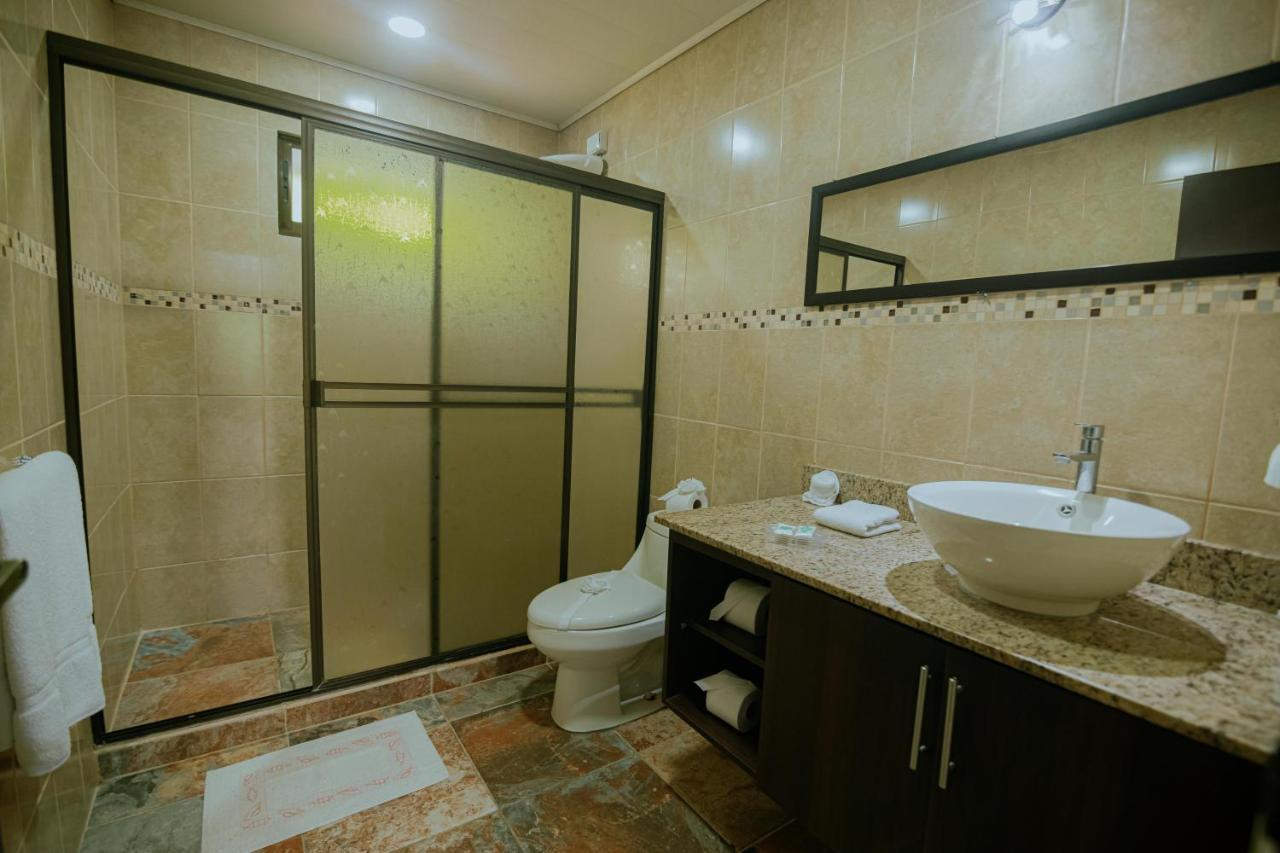 Oasis Diverse Adult Retreat Quepos Ngoại thất bức ảnh