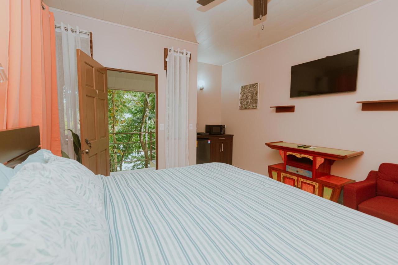 Oasis Diverse Adult Retreat Quepos Ngoại thất bức ảnh