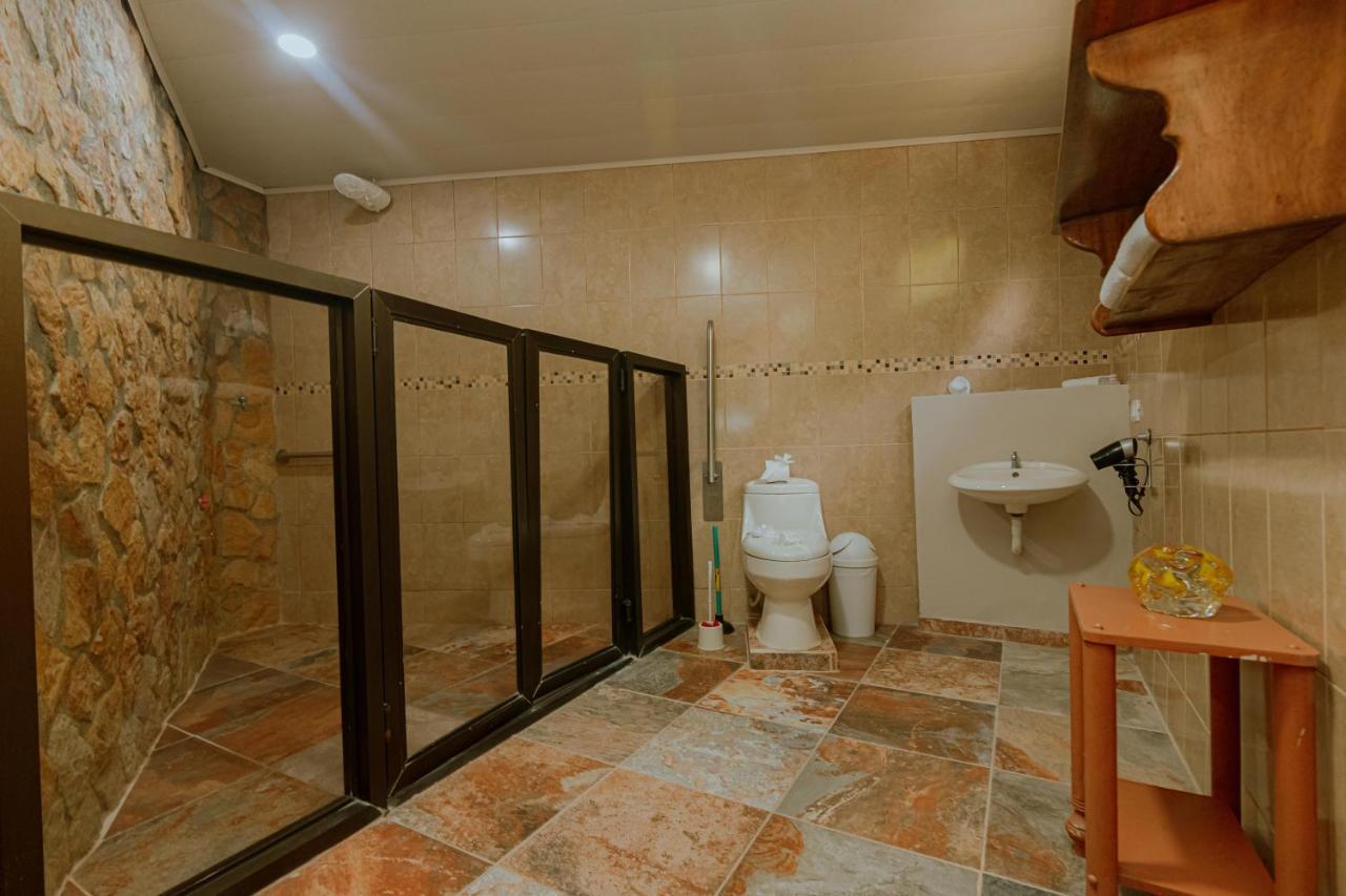 Oasis Diverse Adult Retreat Quepos Ngoại thất bức ảnh